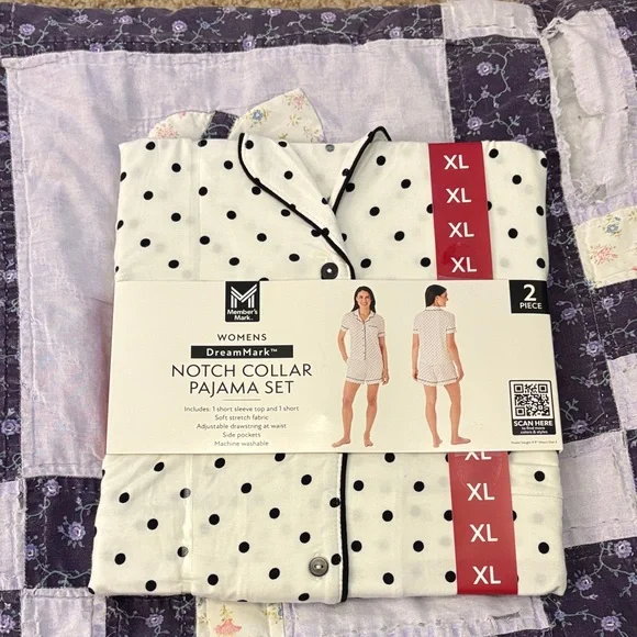 DreamMark Women’s White Polka Dot Notch Collar Pajama Set - XL - Picture 1 of 3